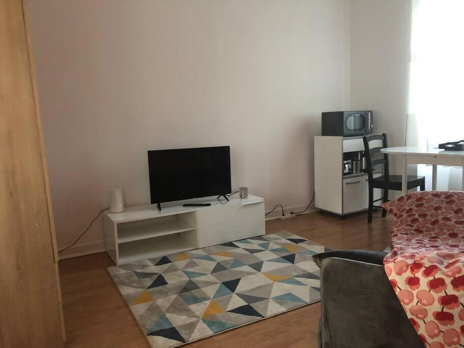 Le Petit Poitevin Appartement Poitiers Buitenkant foto